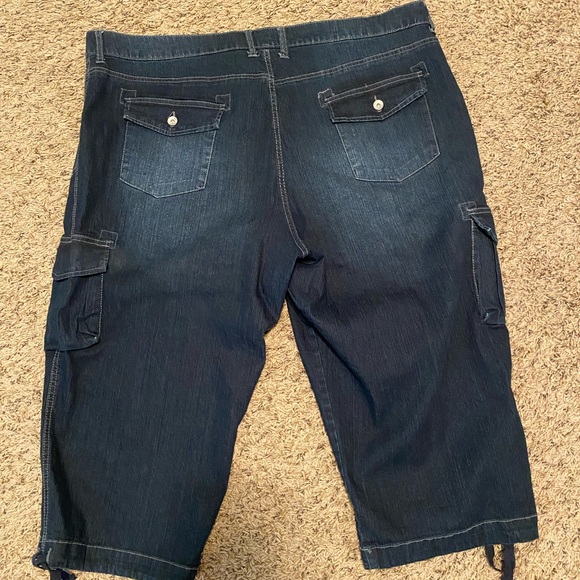 Northcrest Women’s Plus Denim Shorts 24W NWOT - Picture 9 of 9